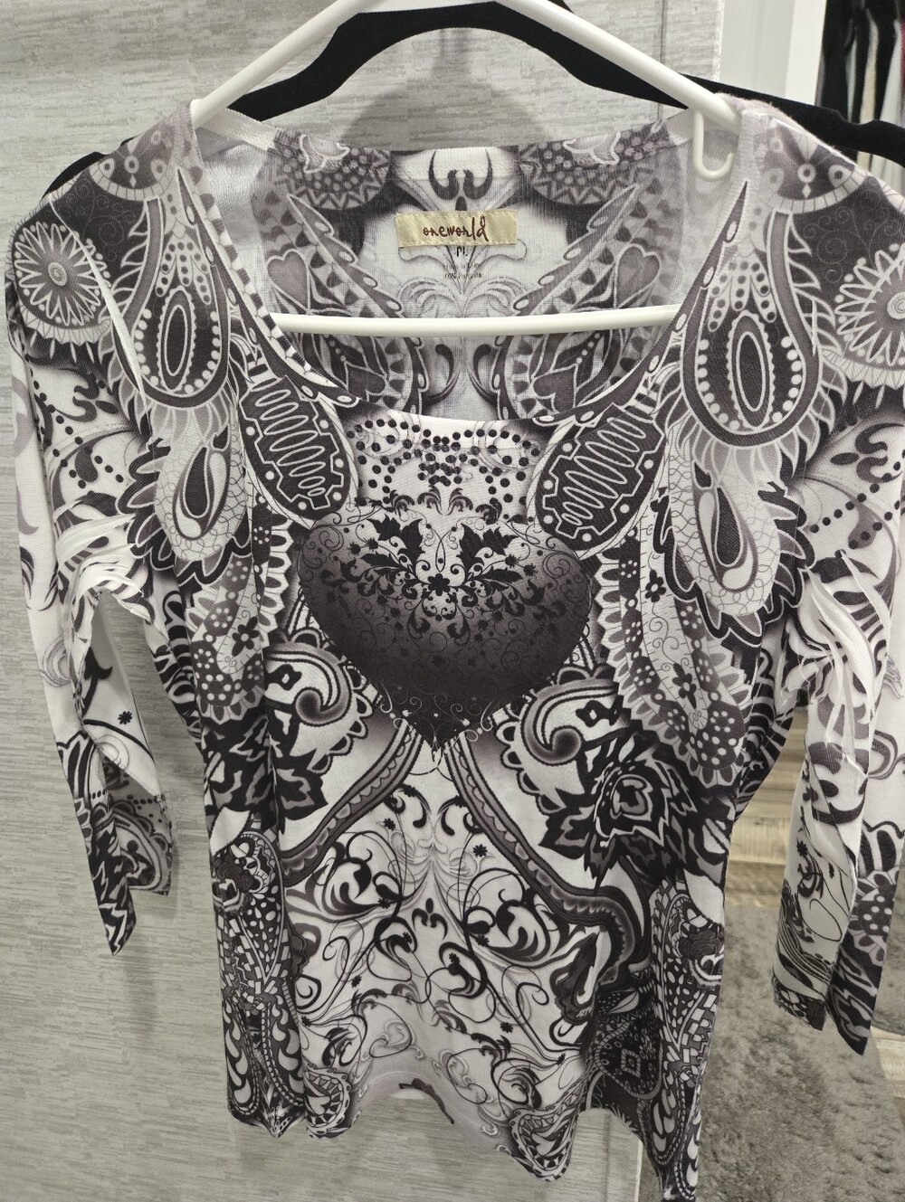 OneWorld Black & White Paisley Heart Print Top